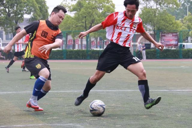 双子星合砍58分雷霆大胜火箭 绿军加时胜篮网