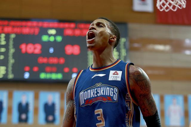 李弘权18+7上海6人上双力克浙江 总比分1-1